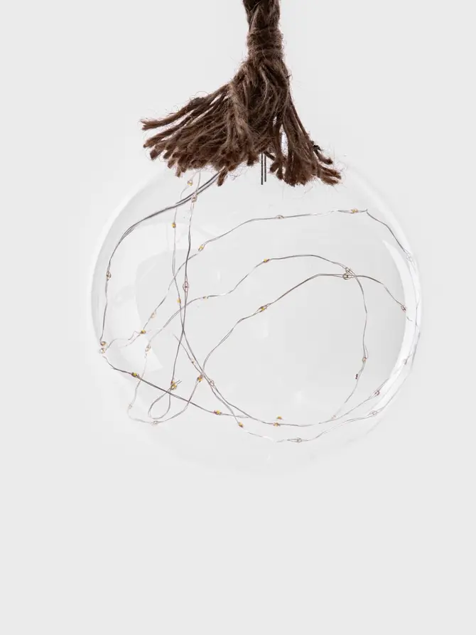 Lampion ILUMES szklana kula na sznurze z LED 