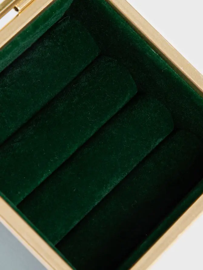 Szkatułka na biżuterię GRAZIA z zieloną welurową wyściółką 8x8x5,8 cm
