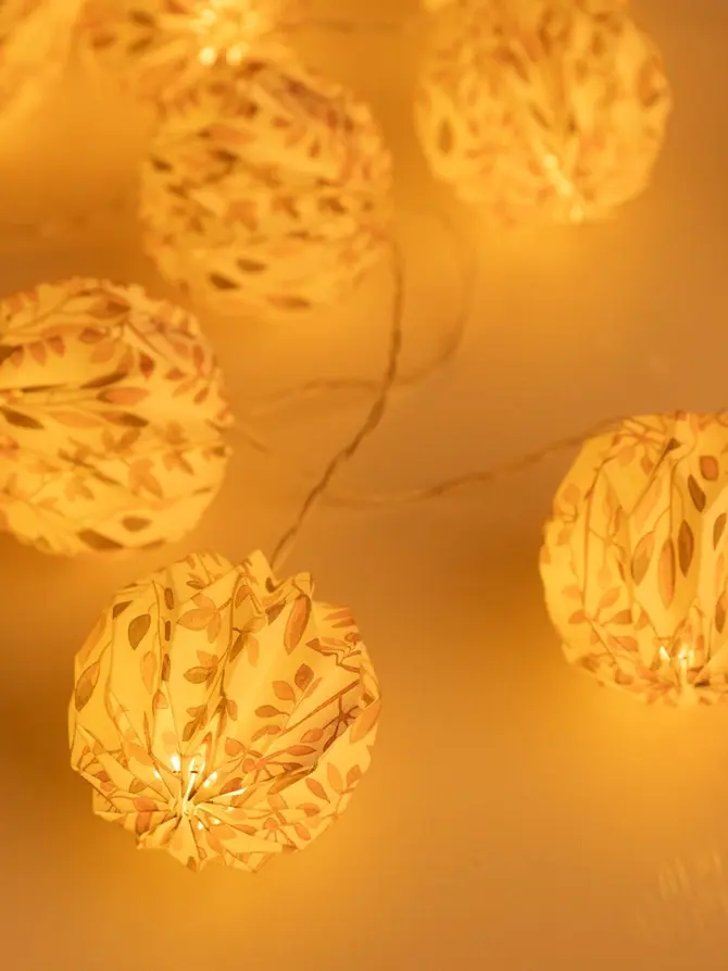 Girlanda papierowa LED AUTUMN AURA w listki 165 cm