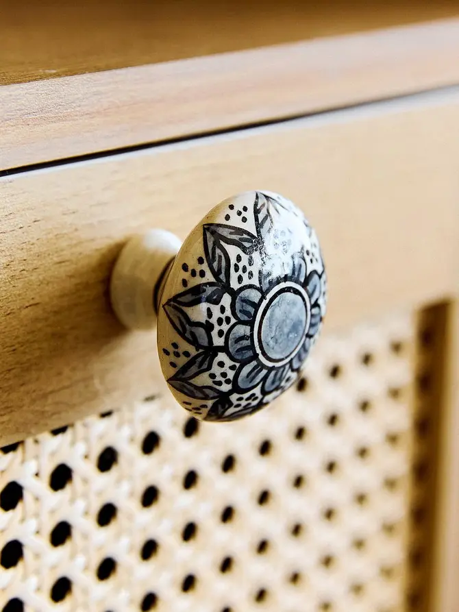 Uchwyty do mebli MULIA ceramiczne 4,4x4,4cm