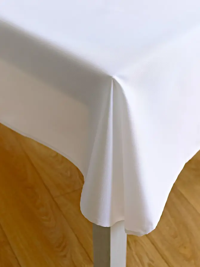 Obrus LOIS gładki biały dekoracyjny 150x300 cm