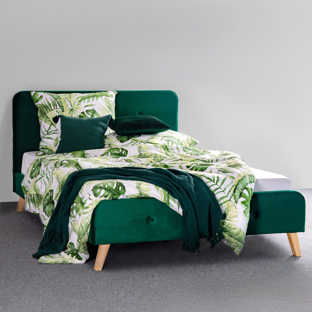 Łóżko ze stelażem MIKKEL welurowe zielone 160x200 cm
