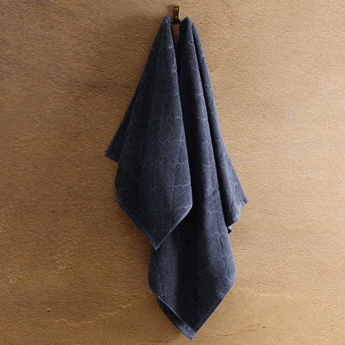 Ręcznik SAMINE z marokańską koniczyną granatowy 70x130cm