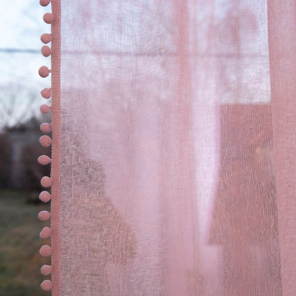 Zasłona ADI różowa z pomponikami 140x250 cm