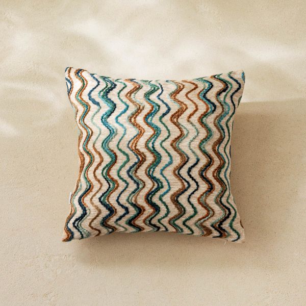 Poszewka GIMENA ze strukturalnym wielokolorowym wzorem 45x45cm