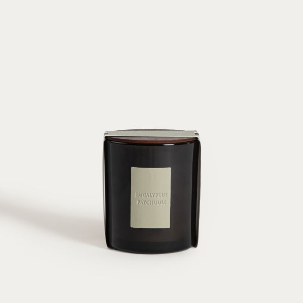 Świeca sojowa URBAN LEATHER Eucalyptus Patchouli 380 g
