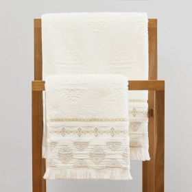 Ręcznik SOLTA z frędzlami 50x90cm