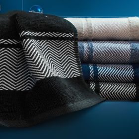 Ręcznik MAIARA bawełniany czarny z ozdobnym przeszyciem 70x130 cm