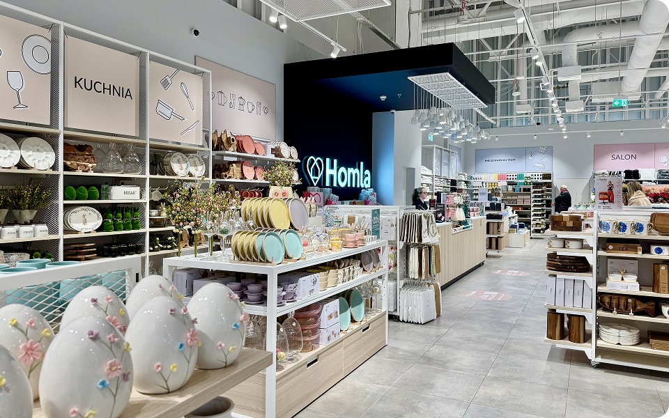 HOMLA branded store with recognizable logo and design